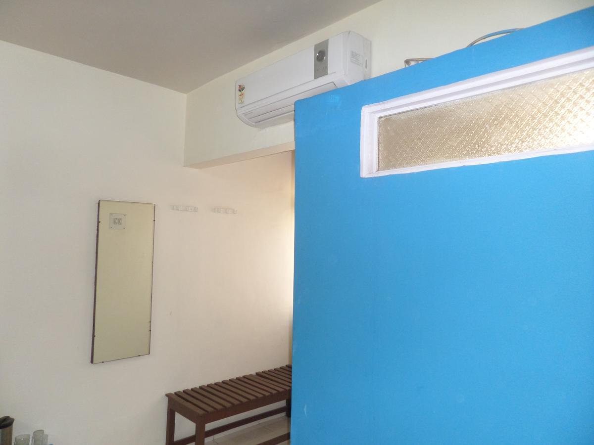 Vrindavan Lodge Solapur Zewnętrze zdjęcie